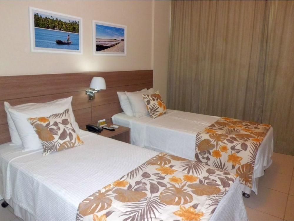 Hotel Rede Andrade Barra 4*